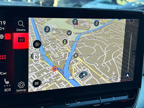 Used 2024 Volkswagen ID.4 2WD image 18