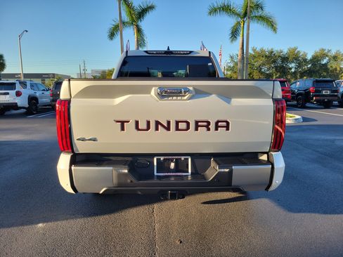 Used 2023 Toyota Tundra Limited AWD/4WD image 10