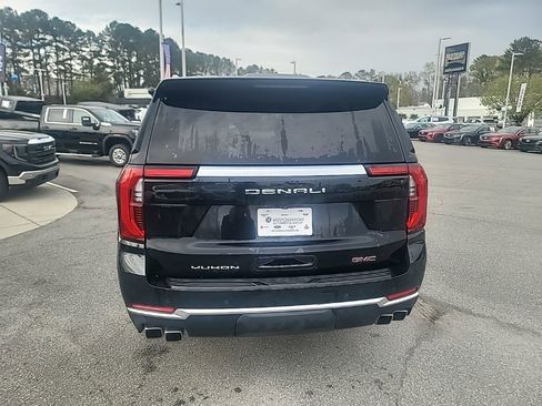 Certified 2025 GMC Yukon Denali image 6