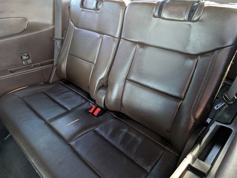 Used 2021 Ford Explorer King Ranch w/ Premium Technology Package image 19