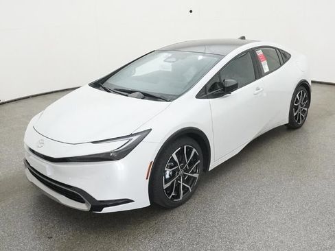 New 2026 Toyota Prius Plug-In Hybrid image 1