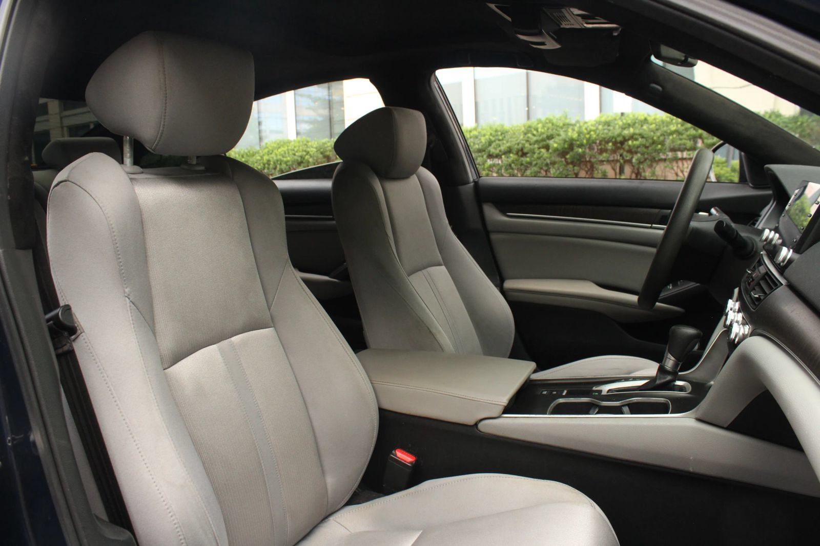 Used 2019 Honda Accord EX image 23