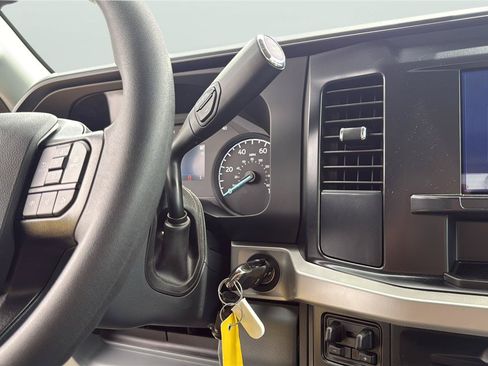New 2025 Ford F250 XL AWD/4WD image 22
