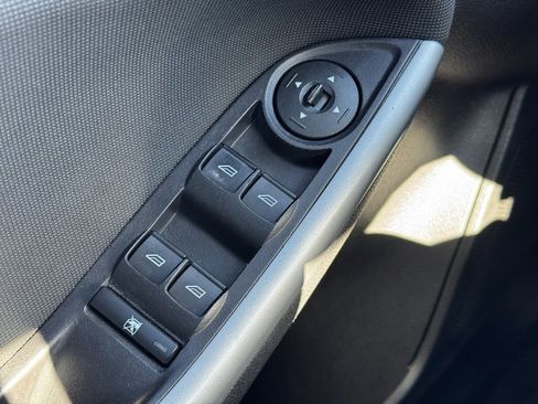 Used 2014 Ford Focus SE w/ Equipment Group 201A image 26