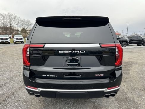 Used 2025 GMC Yukon XL Denali image 7