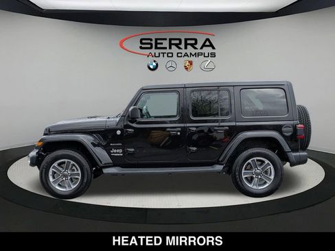 Used 2019 Jeep Wrangler Unlimited Sahara image 6