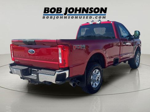 Used 2023 Ford F350 XLT AWD/4WD image 3