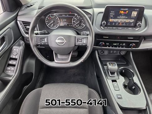 Used 2025 Nissan Rogue SV FWD image 13