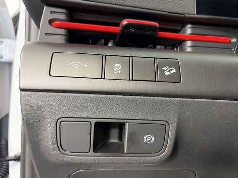 Certified 2025 Hyundai Kona N Line S image 29