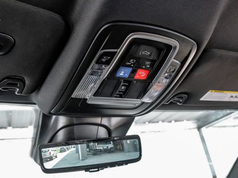 Used 2022 RAM 3500 Limited AWD/4WD image 18