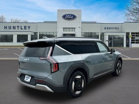 Used 2024 Kia EV9 Wind AWD/4WD image 4