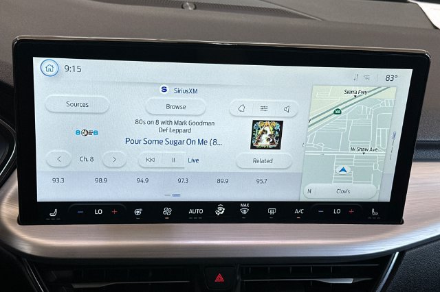 Used 2025 Ford Escape SE w/ PHEV Premium Package FWD image 19