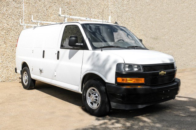 Used 2020 Chevrolet Express 3500 w/ Driver Convenience Package RWD image 6
