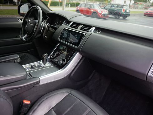 Used 2018 Land Rover Range Rover Sport Supercharged AWD/4WD image 39