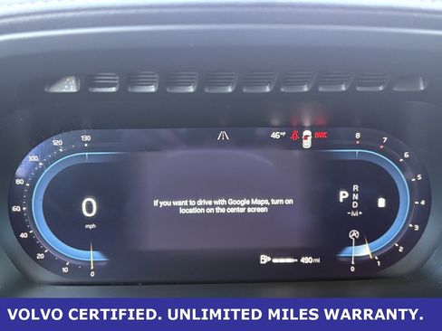 Certified 2025 Volvo XC90 B6 Plus image 17