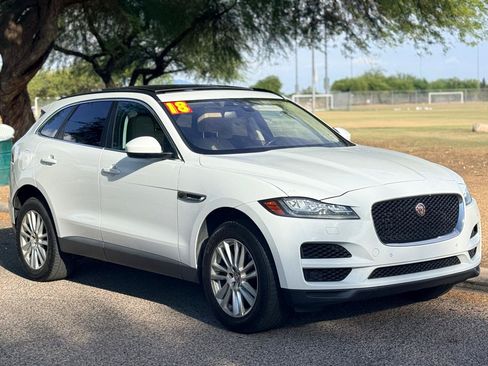 Used 2018 Jaguar F-PACE Prestige AWD/4WD image 7