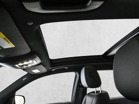 Certified 2025 Mercedes-Benz GLS 450 4MATIC image 17