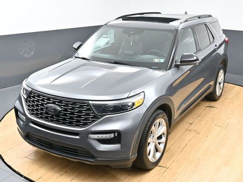 Used 2021 Ford Explorer Platinum w/ Premium Technology Package AWD/4WD image 47