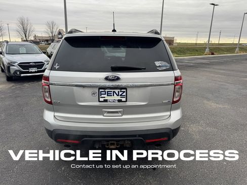 Used 2013 Ford Explorer XLT image 4