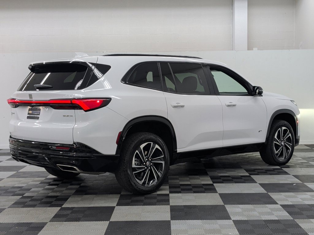 Used 2026 Buick Enclave Sport Touring AWD/4WD image 7