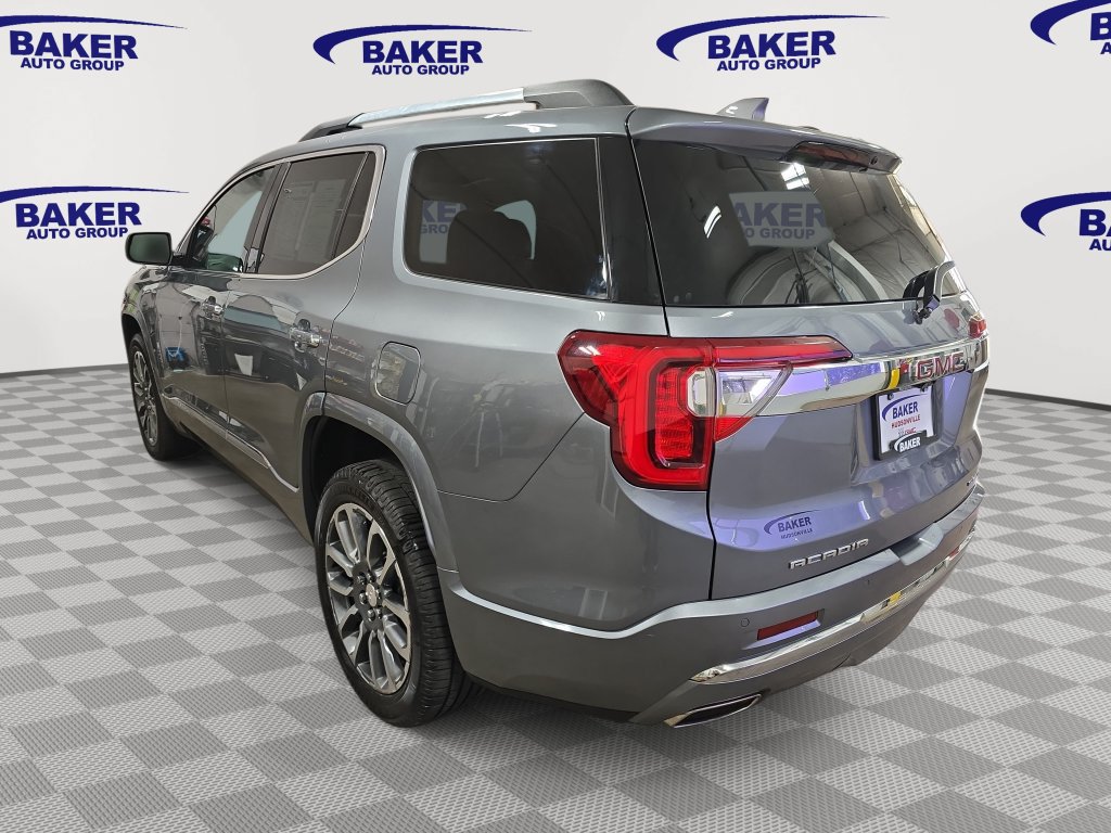 Used 2022 GMC Acadia Denali w/ Denali Ultimate Package AWD/4WD image 7