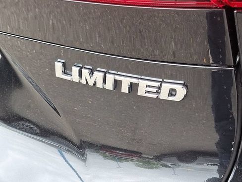 Used 2023 Toyota Venza Limited AWD/4WD image 35