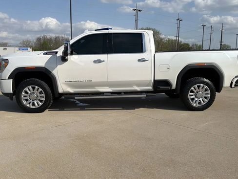 Used 2020 GMC Sierra 2500 Denali w/ Denali Ultimate Package image 9