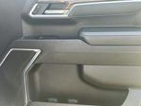 Used 2025 Chevrolet Silverado 1500 LT RWD image 15