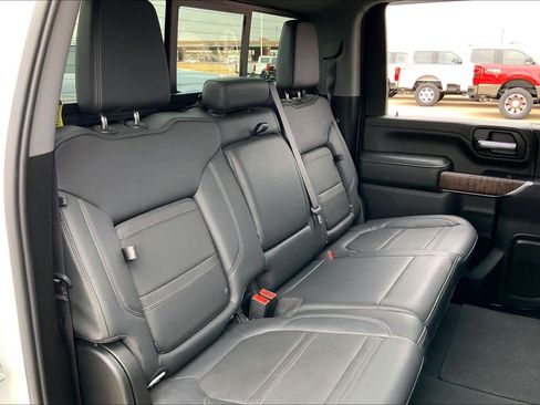 Used 2023 GMC Sierra 2500 Denali w/ Denali Ultimate Package AWD/4WD image 20