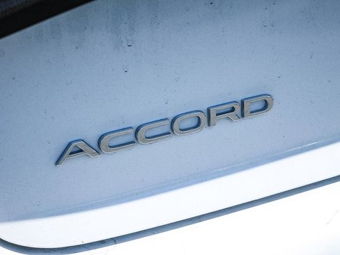 Used 2024 Honda Accord EX image 9