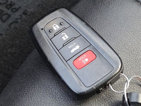 Used 2023 Toyota Camry XSE image 33