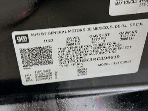 Used 2024 GMC Sierra 1500 Elevation image 12