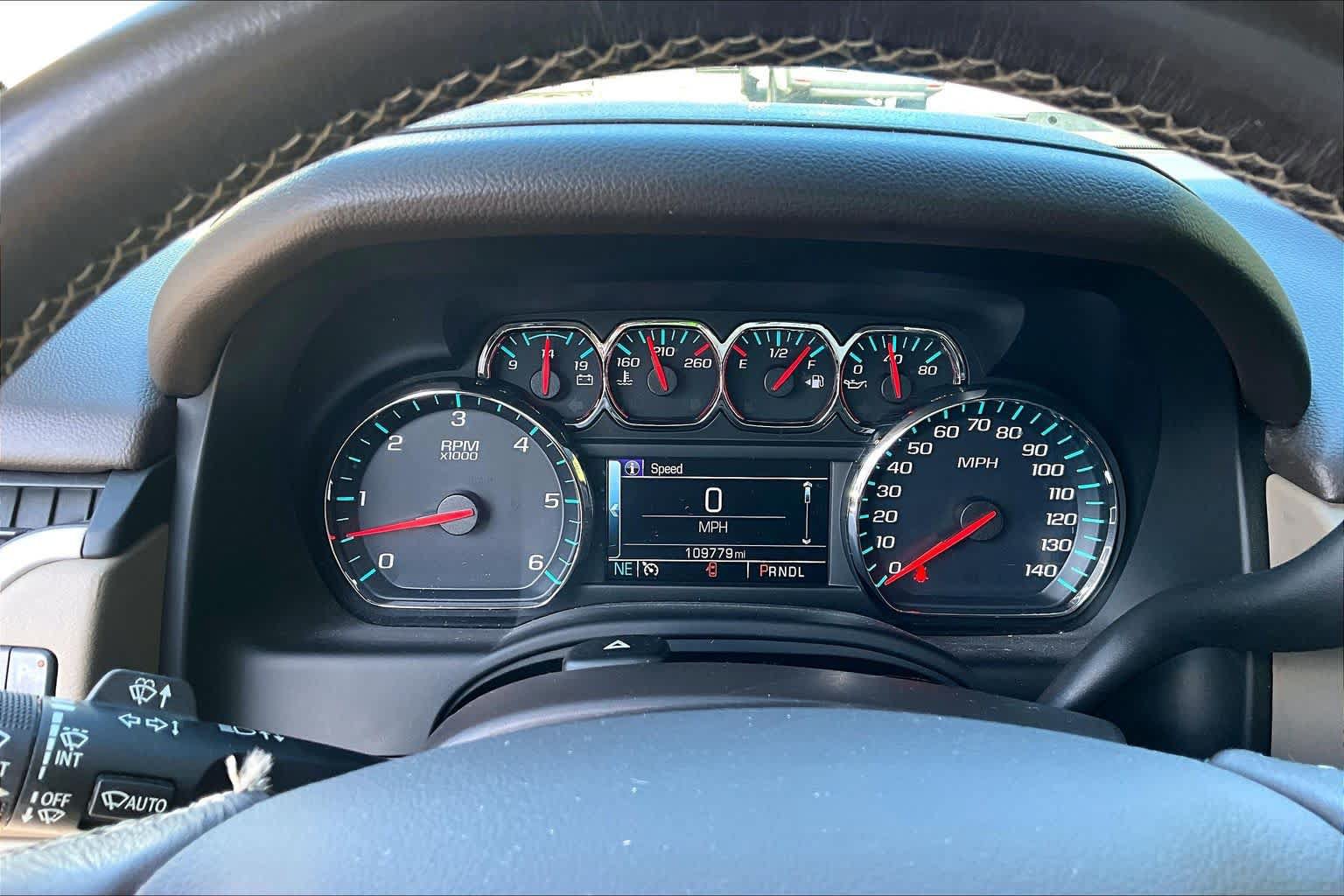 Used 2020 GMC Yukon SLT AWD/4WD image 25