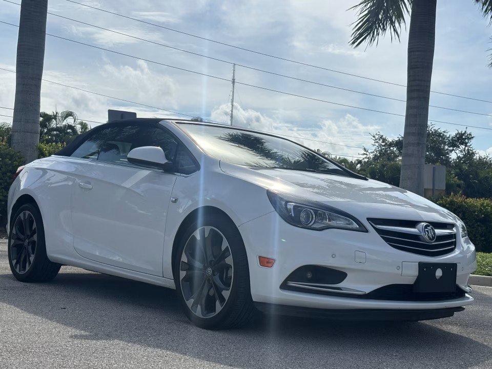 Used 2019 Buick Cascada Premium FWD image 4