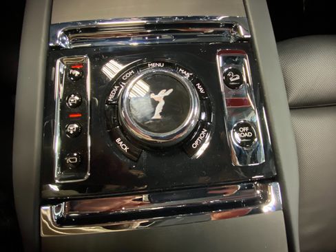 Used 2021 Rolls-Royce Cullinan image 38