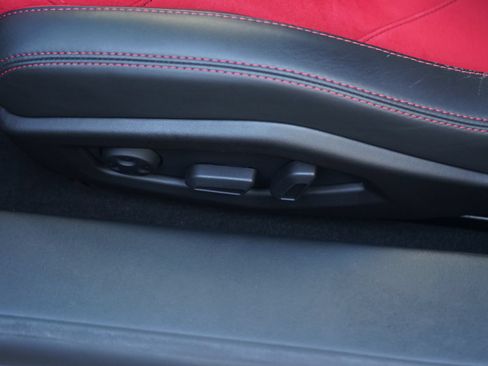 Used 2020 Lamborghini Huracan EVO AWD/4WD image 18