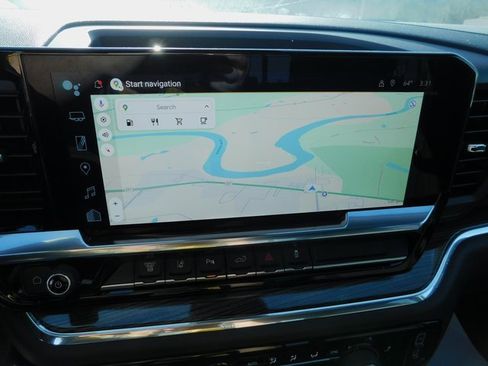 Used 2024 Chevrolet Silverado 2500 LT w/ Safety Package image 31