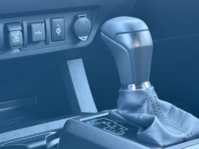 Certified 2023 Toyota Tacoma TRD Off-Road AWD/4WD image 24