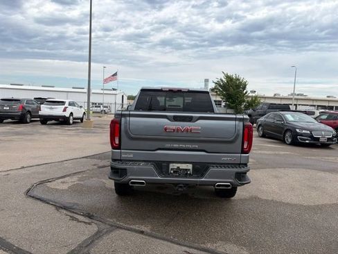 Used 2021 GMC Sierra 1500 AT4 w/ AT4 Value Package AWD/4WD image 6