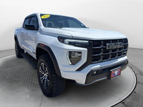 Used 2024 GMC Canyon AT4 AWD/4WD image 3