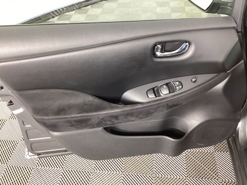 Used 2017 Nissan Leaf S w/ Charge Package image 27