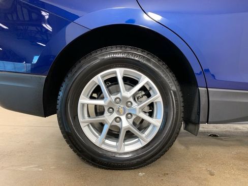 Used 2023 Chevrolet Equinox LT w/ Driver Convenience Package image 37