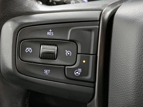 Used 2022 GMC Sierra 1500 AT4 w/ AT4 Preferred Package image 8