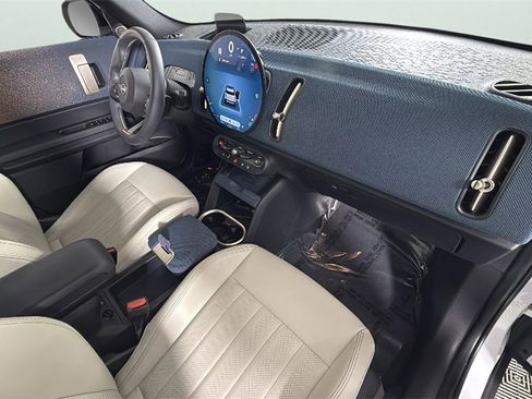 Used 2025 MINI Cooper Countryman S w/ Comfort Package Max image 31