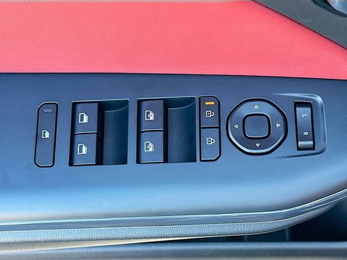 New 2025 Kia K4 GT-Line image 18