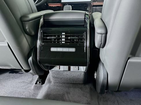 New 2026 Land Rover Range Rover Sport SE AWD/4WD image 24
