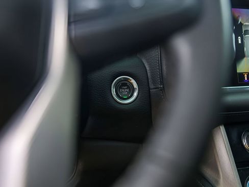 Used 2023 GMC Yukon Denali AWD/4WD image 22