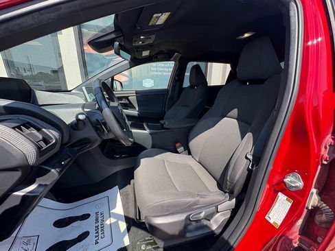 Used 2023 Subaru Solterra AWD image 12