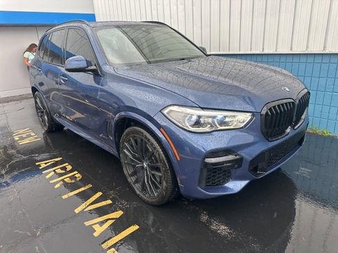 Used 2022 BMW X5 M50i w/ Executive Package AWD/4WD image 1