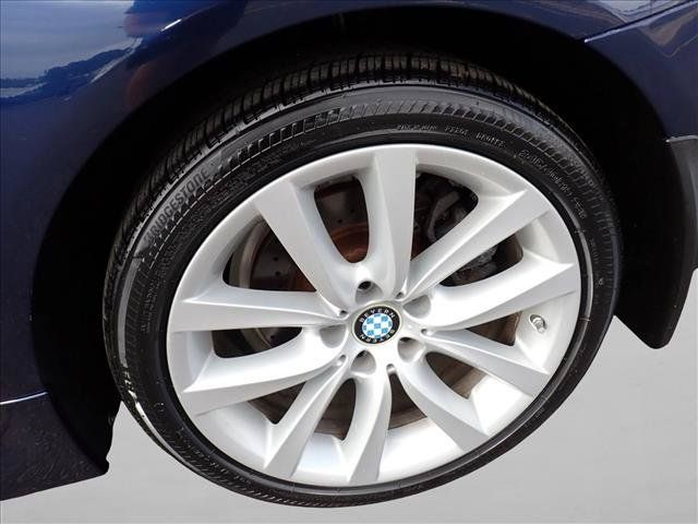 Used 2011 BMW 535i xDrive Sedan AWD/4WD image 7